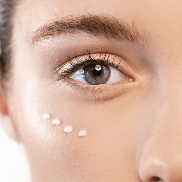 NEW Purlisse Blue Lotus 4-in-1 Eye Adore Serum - Picture 4 of 12